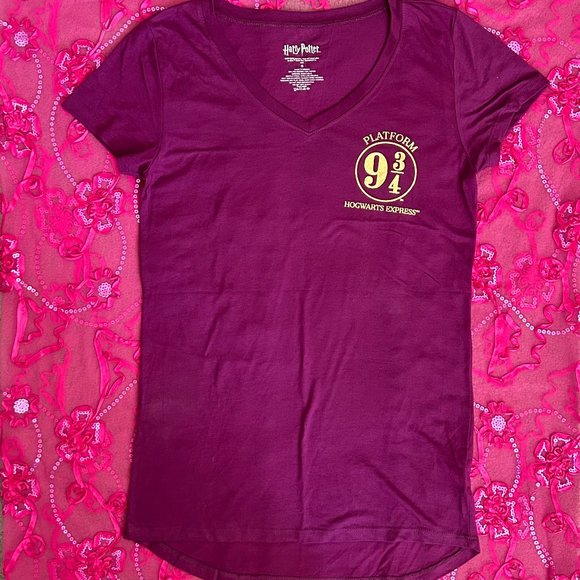 fitted purple harry potter v-neck tshirt - Picture 1 of 3